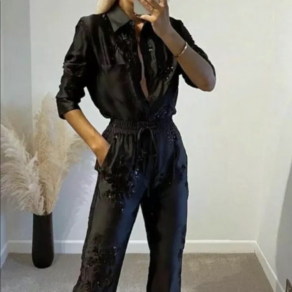 NWT_ZARA FW21 WOMAN SEQUINNED EMBROIDERED SET OF TOP+PANT_XS - Picture 5 of 11